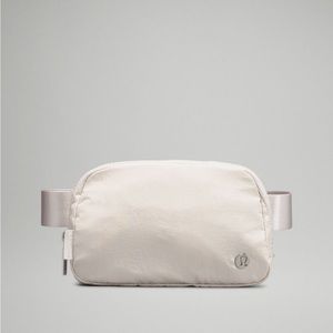 Lululemon everywhere belt bag white opal new!